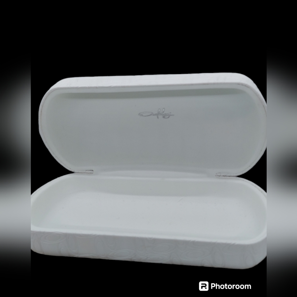 Oakley White Hard Shell Sunglasses Case